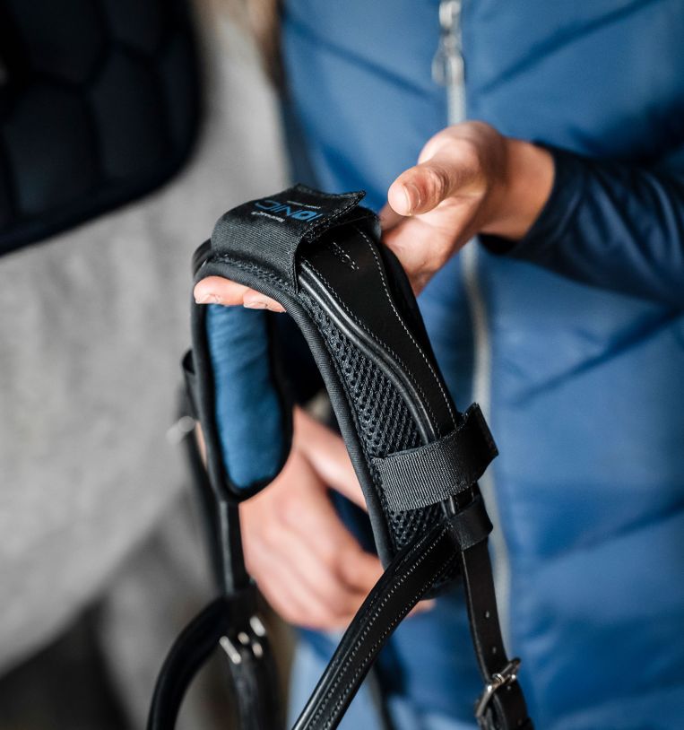 Horseware Ionic Therapy Poll Cover Toebehoren hoofdstellen - Maddelin Equestrian HorseWare