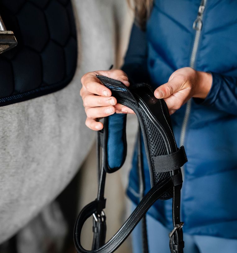 Horseware Ionic Therapy Poll Cover Toebehoren hoofdstellen - Maddelin Equestrian HorseWare