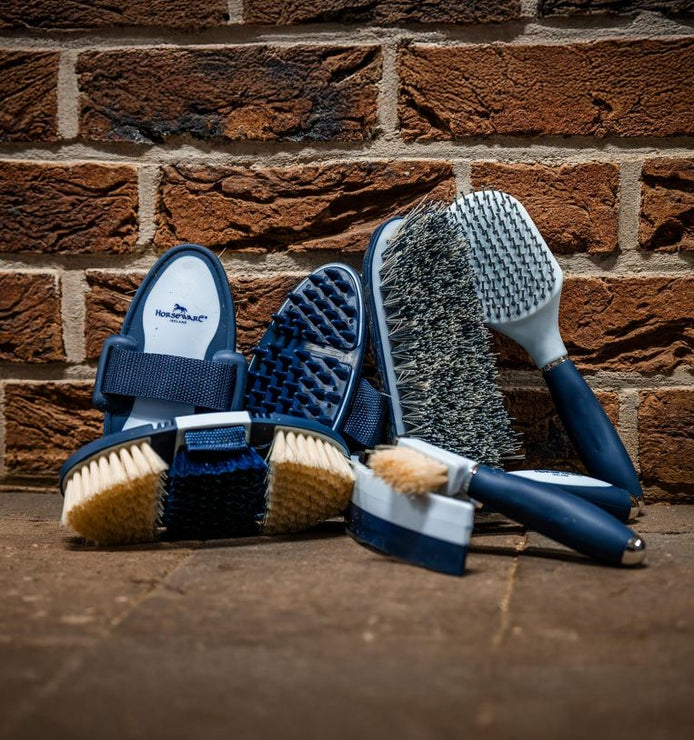 Horseware Newmarket Grooming Borstelset Borstels & toebehoren - Maddelin Equestrian HorseWare