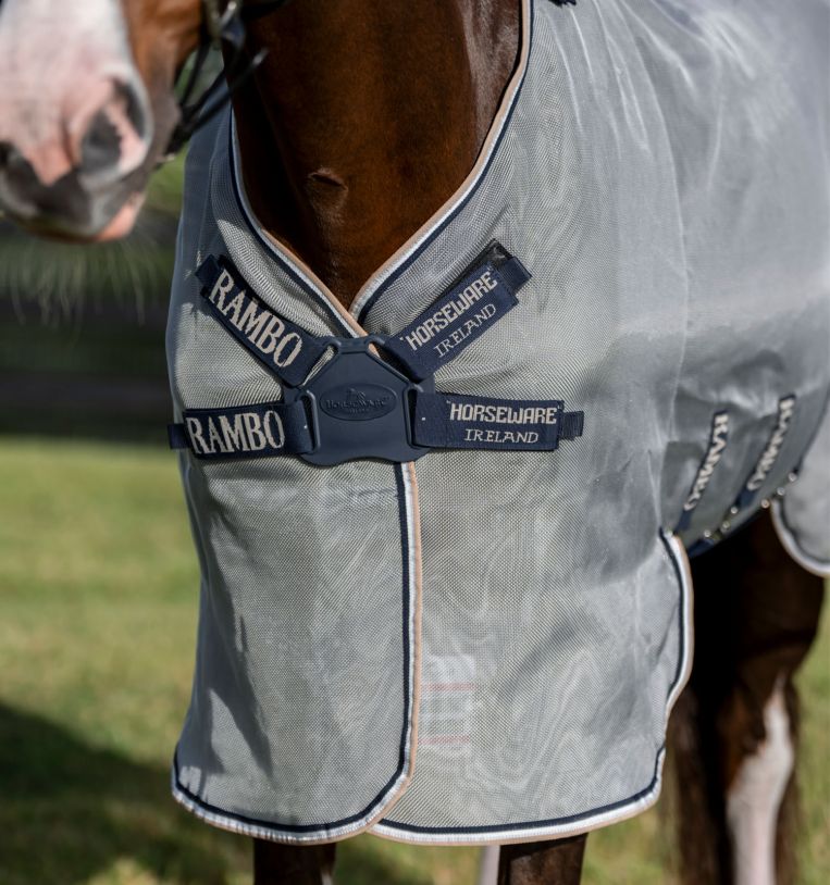 Horseware Rambo Protector Fieldsafe Plus Disc Vliegendeken Vliegendekens - Maddelin Equestrian HorseWare