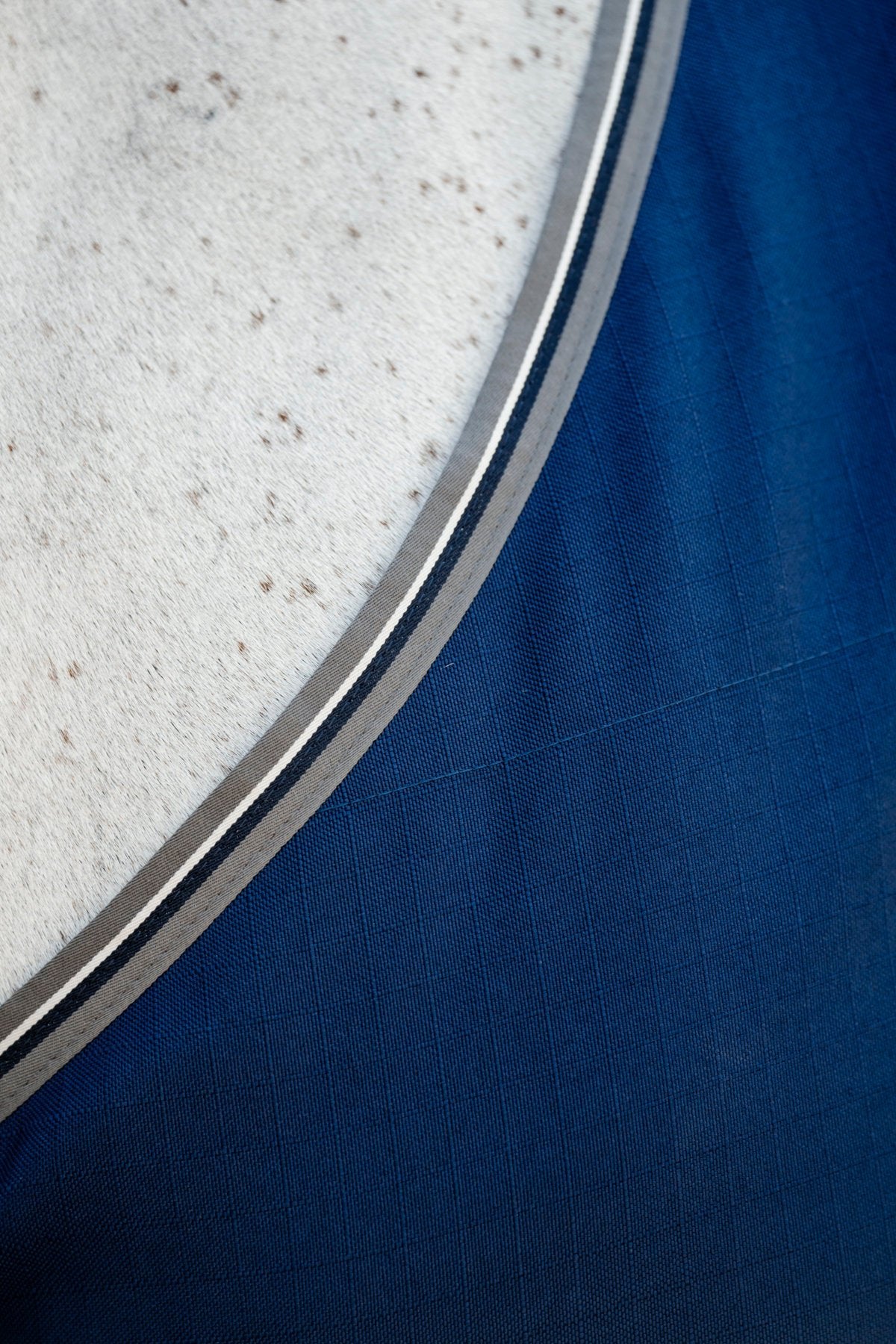 Horseware Rambo Stable Sheet Staldeken - Maddelin Equestrian HorseWare