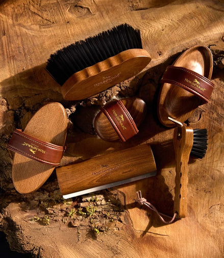 Horseware Signature Face Brush Borstriemen en martingalen - Maddelin Equestrian HorseWare