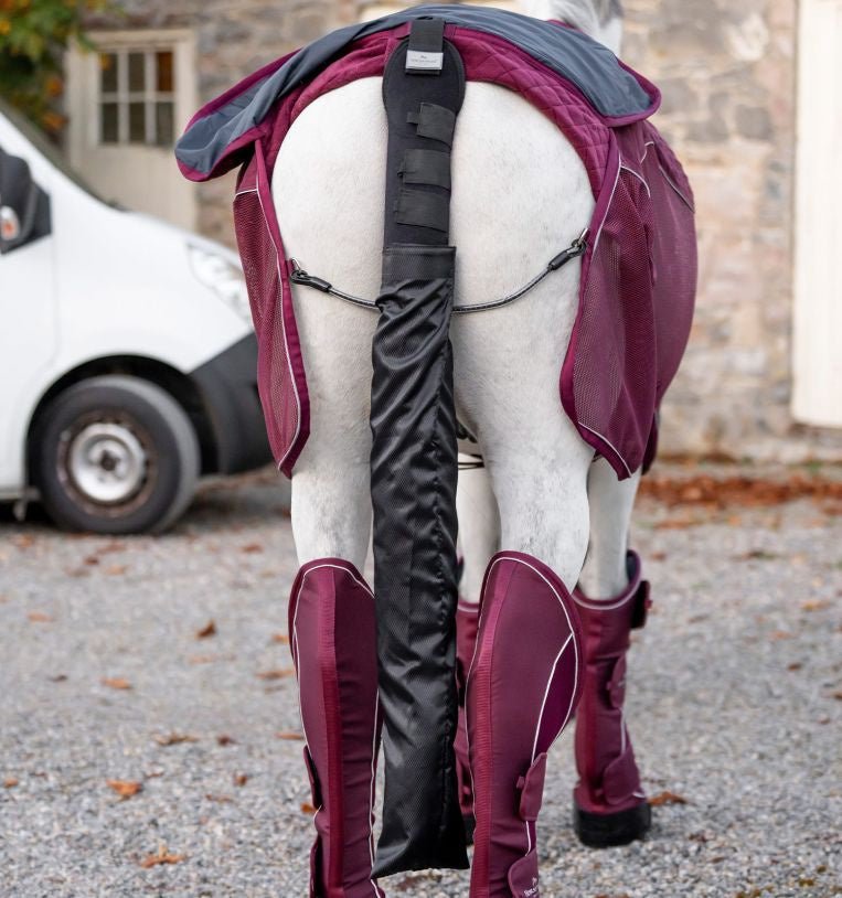 HorseWare Tail Guard and Bag Toebehoren - Maddelin Equestrian HorseWare