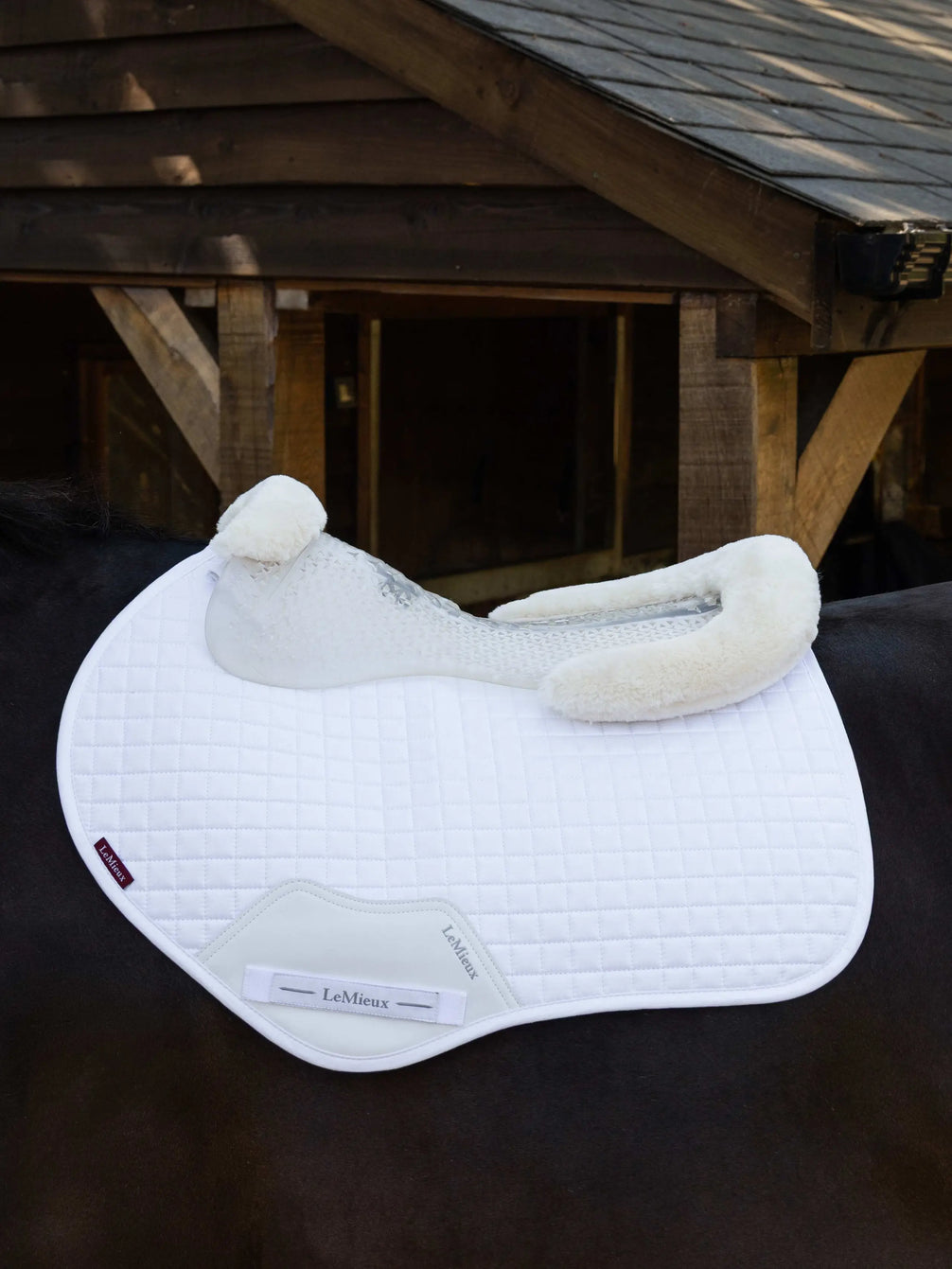 LeMieux Gel-Tek Shaped Vegan-Wool Half Pad