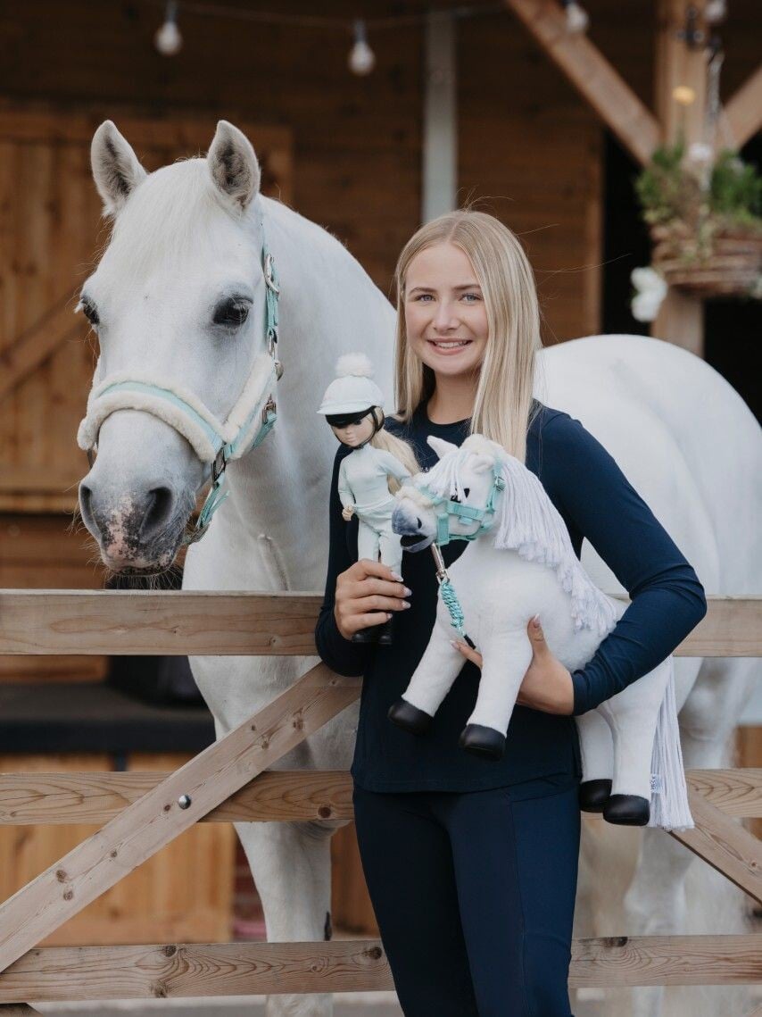 LeMieux Harlow Toy Pony Halster + Touw