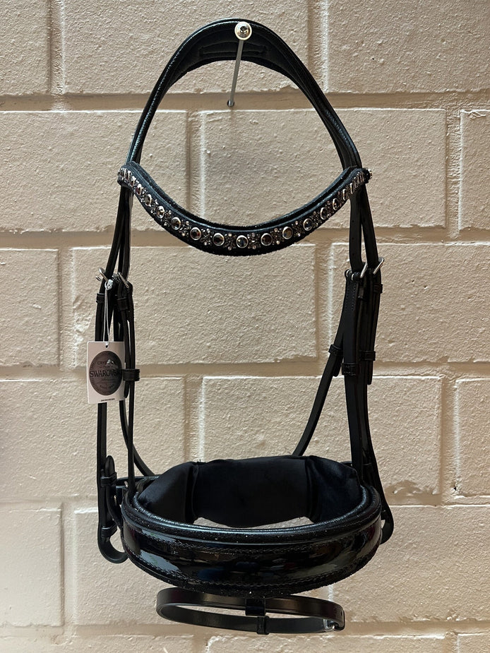 JUDI Trens Crystal Fabric Black Traverso Metallic Silver Jet Hematite Patent Full Trenshoofdstellen - Maddelin Equestrian