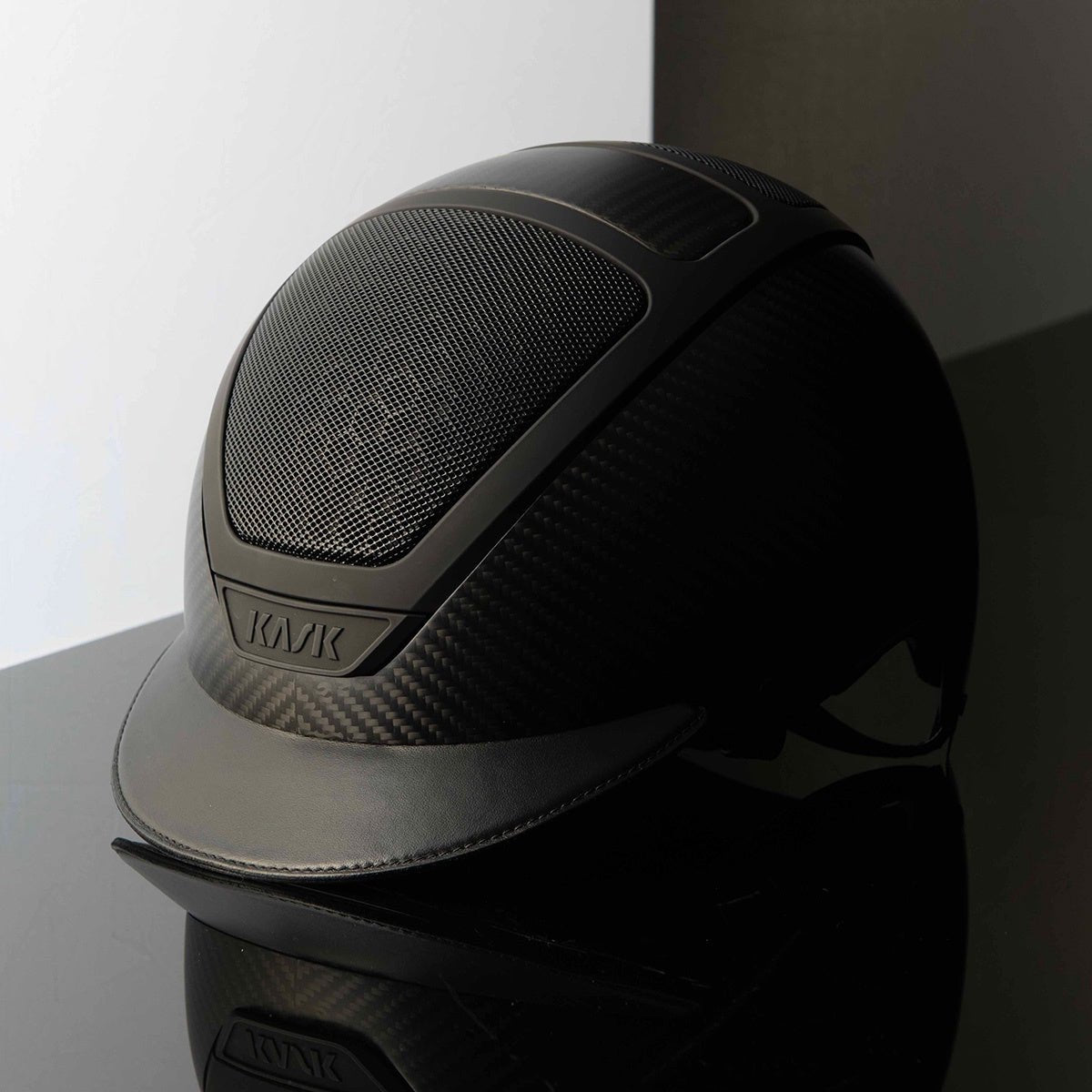 Kask Dogma Carbon Mat WG11 Kask - Maddelin Equestrian Kask