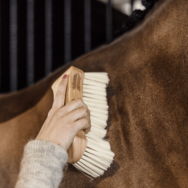Kentucky Body brush Middle Soft Borstels & toebehoren - Maddelin Equestrian Kentucky