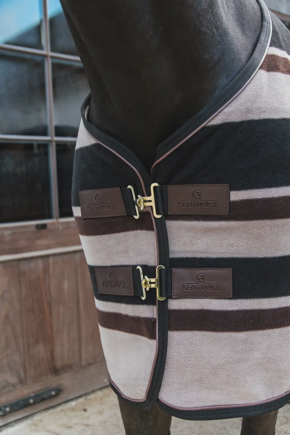 Kentucky Fleece Paardendeken Heavy Stripes Brown/Beige Zweetdekens - Maddelin Equestrian Kentucky