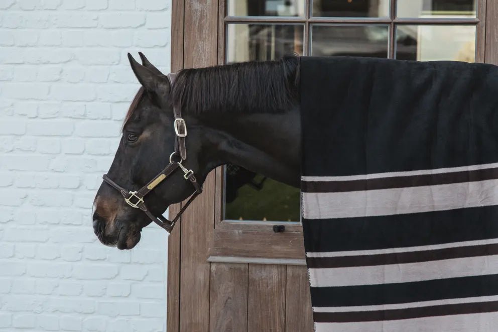 Kentucky Heavy Fleece Paardendeken Square Stripes Brown Zweetdekens - Maddelin Equestrian Kentucky