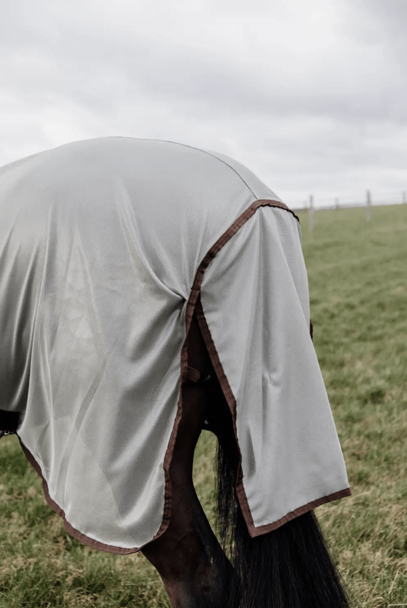 Kentucky Mesh Vliegendeken Classic Silver Vliegendekens - Maddelin Equestrian Kentucky