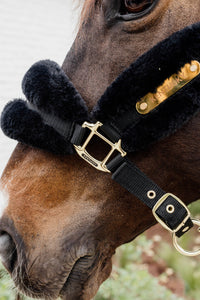 Kentucky Nylon Sheepskin Halter Soft Halster met wol of faux fur - Maddelin Equestrian Kentucky