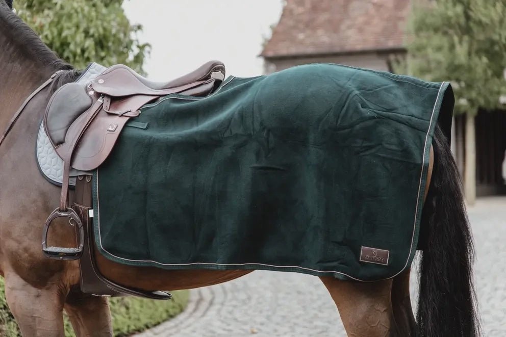 Kentucky Quarter Paardendeken Heavy Fleece Stapmolen en uitrijdekens - Maddelin Equestrian Kentucky