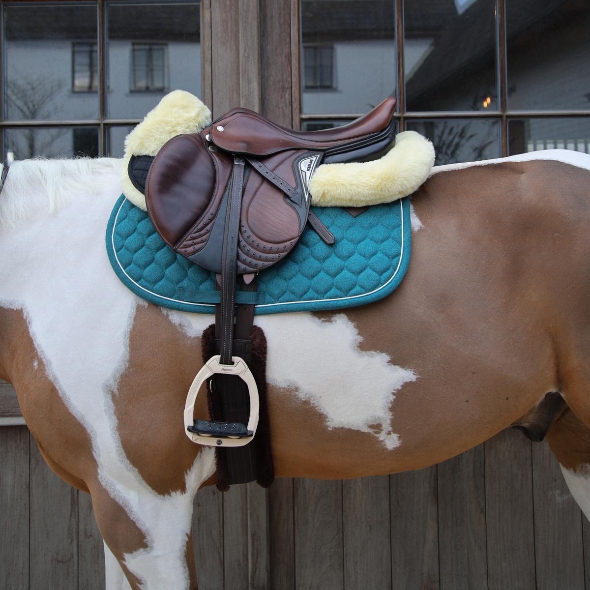 Kentucky Sheepskin Half Pad Absorb Zadelonderleggers - Maddelin Equestrian Kentucky