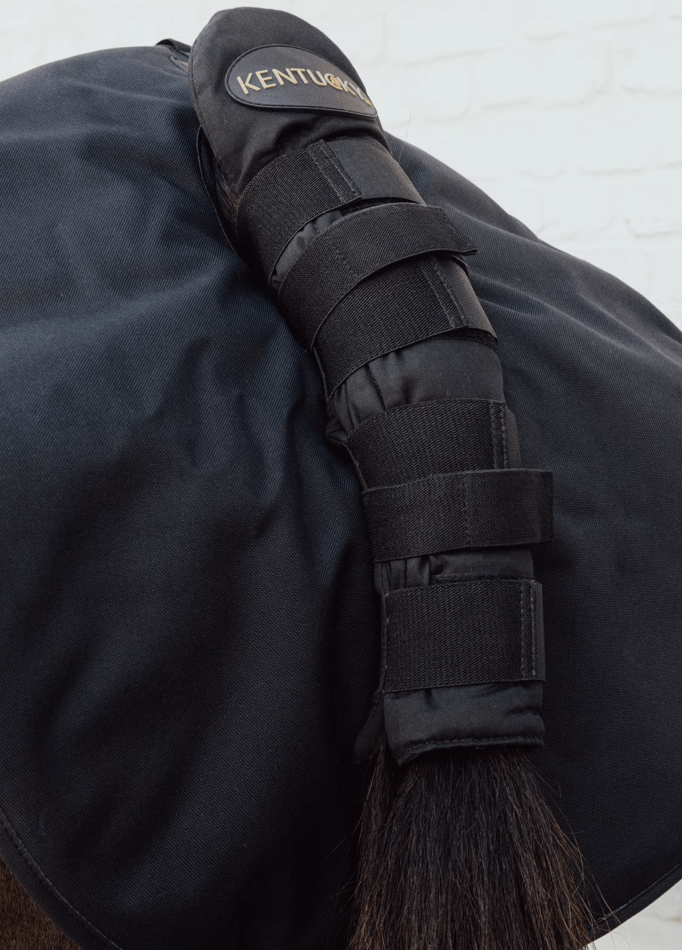 Kentucky Staartbeschermer Pro voor Transport en Maximale Bescherming Toebehoren - Maddelin Equestrian Kentucky