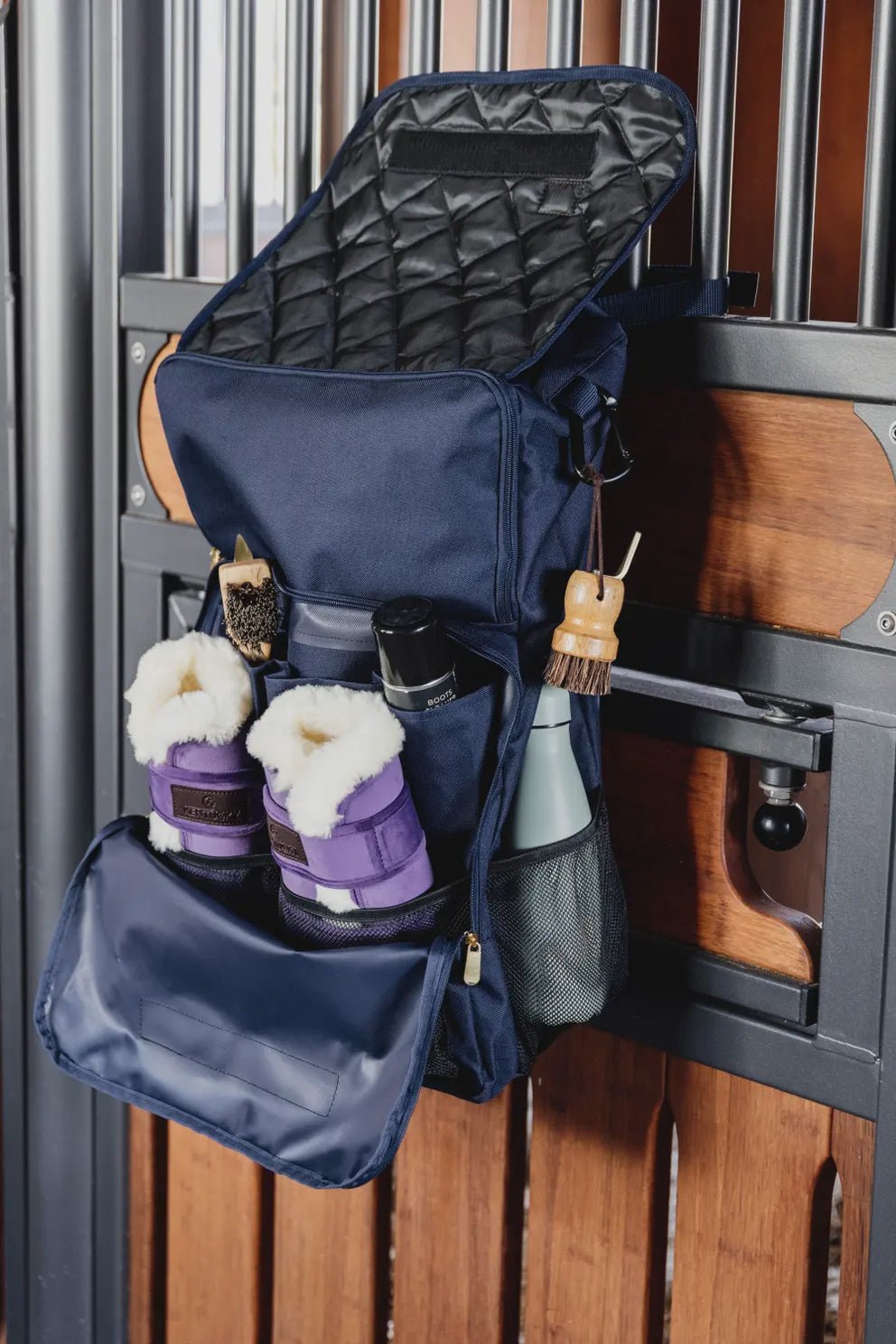 Kentucky Stable Bag Stalbenodigdheden - Maddelin Equestrian Kentucky