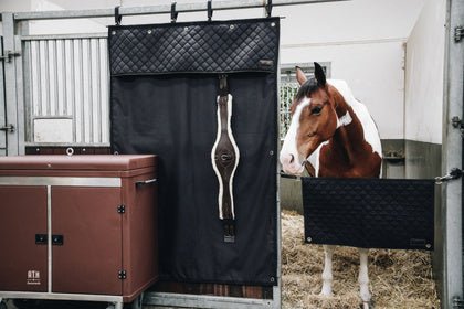 Kentucky Stable Curtain Waterdicht Stalbenodigdheden - Maddelin Equestrian Kentucky