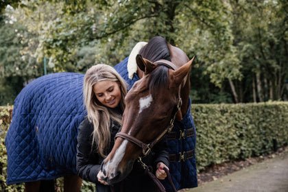 Kentucky Stable Paardendeken 200g Staldeken - Maddelin Equestrian Kentucky