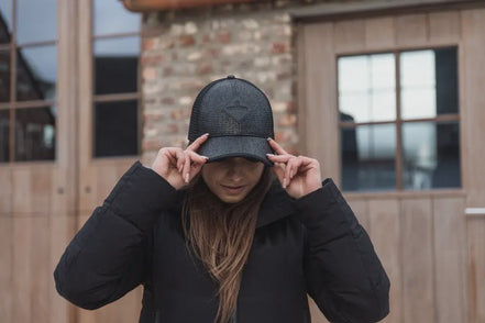 Kentucky Trucker Pet Light Mutsen, petten en sjaals - Maddelin Equestrian Kentucky