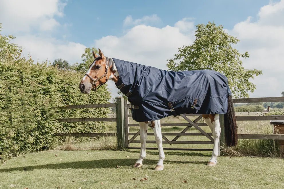 Kentucky Turnout Paardendeken All Weather Quick Dry Fleece With Neck Outdoordeken - Maddelin Equestrian Kentucky