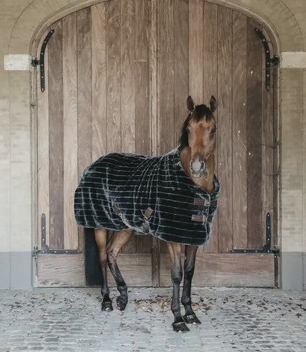 Kentucky Vegan Fake Fur Paardendeken Staldeken - Maddelin Equestrian Kentucky