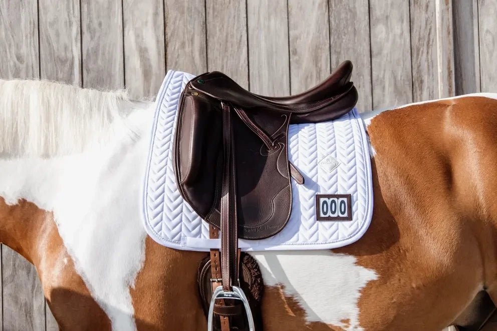 Kentucky Zadeldek Fishbone Wedstrijd Jumping Zadeldoeken - Maddelin Equestrian Kentucky