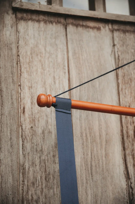 Kentucky Zadeldek Holder Luxe Stalbenodigdheden - Maddelin Equestrian Kentucky