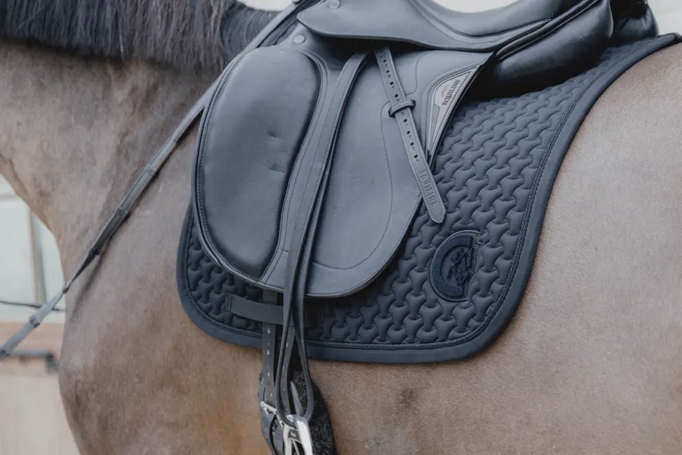 Kentucky Zadeldek Plaited 3D Logo Zadeldoeken - Maddelin Equestrian Kentucky