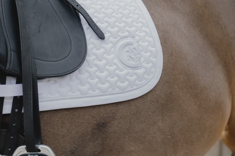 Kentucky Zadeldek Plaited 3D Logo Zadeldoeken - Maddelin Equestrian Kentucky