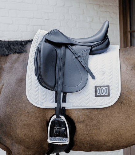 Kentucky Zadeldek Wedstrijd fishbone 2 nummers Zadeldoeken - Maddelin Equestrian Kentucky