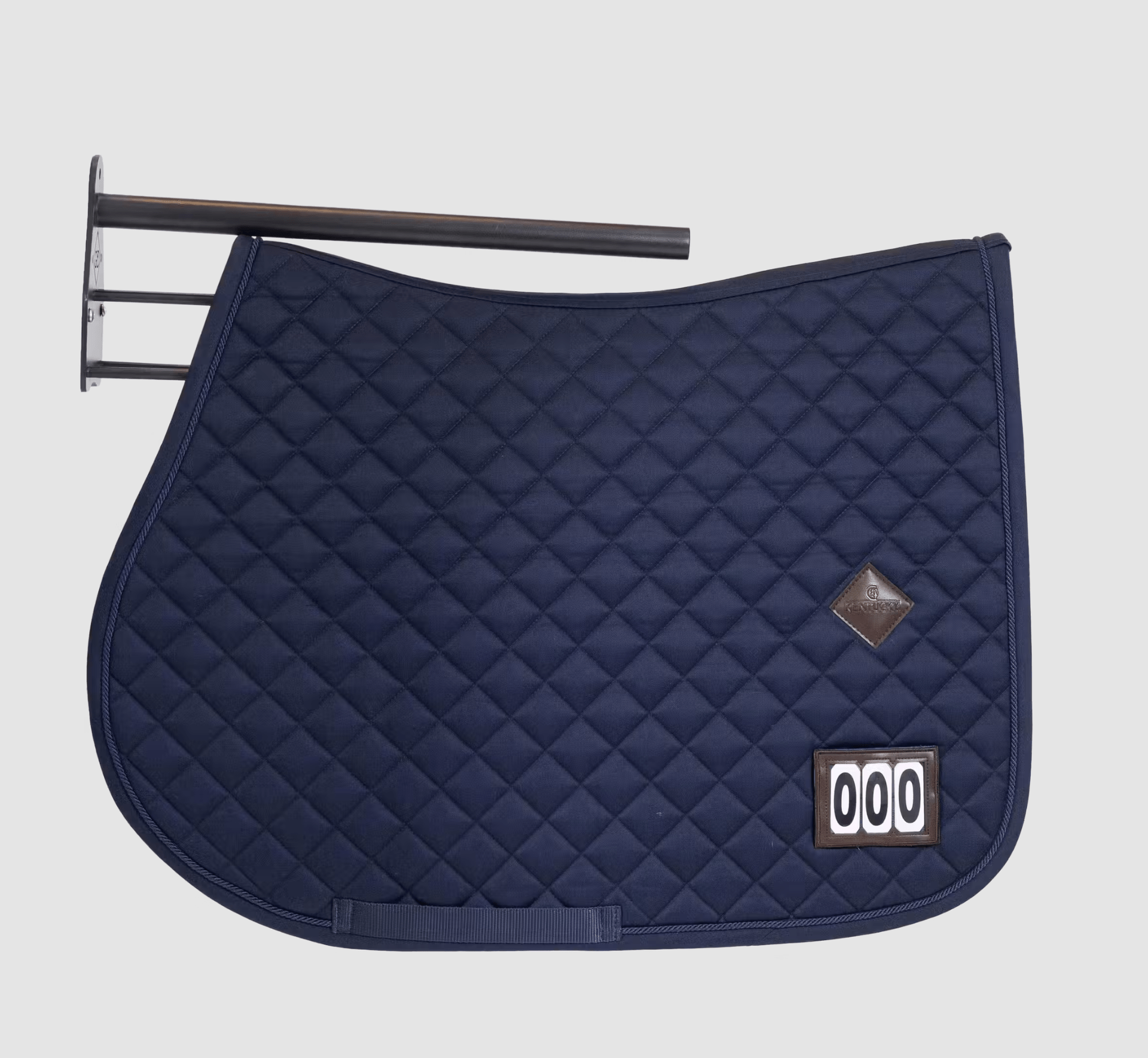 Kentucky Zadelrek metaal met zadeldekhouder Stalbenodigdheden - Maddelin Equestrian Kentucky