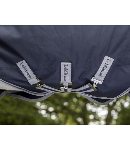 LeMieux Arika Featherweight Outdoordeken Outdoordeken - Maddelin Equestrian LeMieux