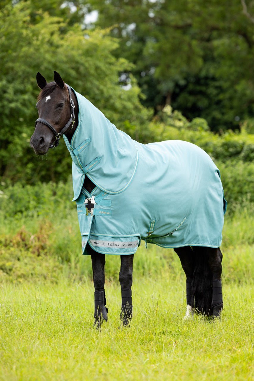 LeMieux Arika Ripstop 0g Regendeken Lagoon Outdoordeken - Maddelin Equestrian LeMieux