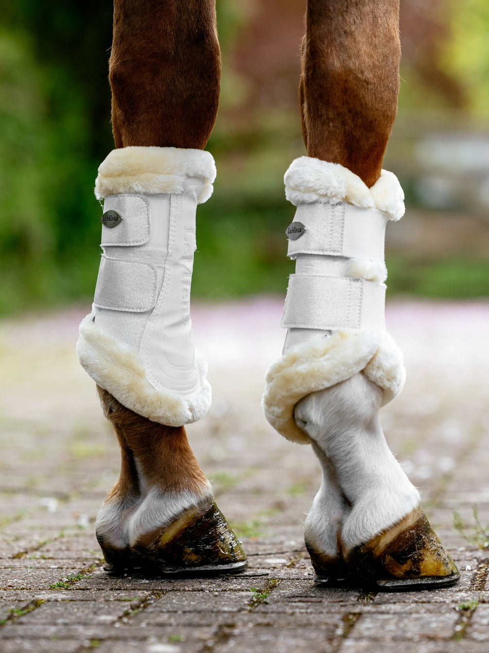 LeMieux Brilliance Fleece Edged Brushing Boot Beenbeschermers - Maddelin Equestrian LeMieux