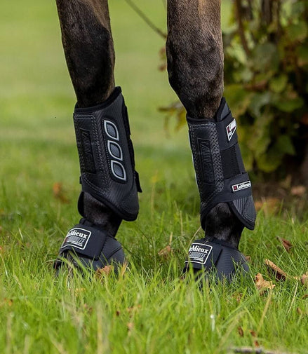 LeMieux Carbon Air XC Peesbeschermers Beenbeschermers - Maddelin Equestrian LeMieux