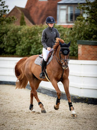 LeMieux Carbon Mesh Close Contact Zadeldek Zadeldoeken - Maddelin Equestrian LeMieux