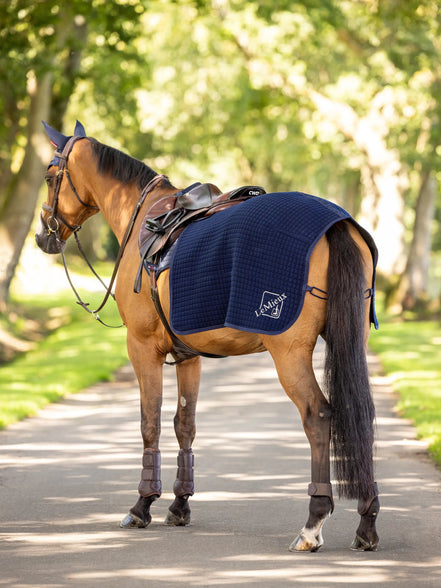 LeMieux Clima - Tek Stapdeken Quarter Navy Stapmolen en uitrijdekens - Maddelin Equestrian LeMieux