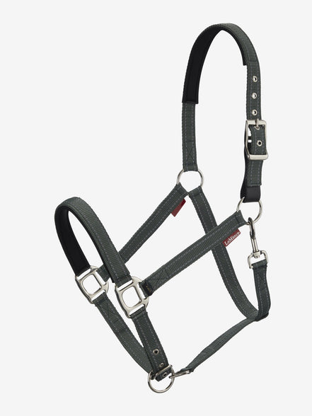 LeMieux Essential Yard Halster Nylon halsters - Maddelin Equestrian LeMieux