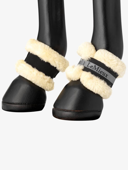 LeMieux Fleece Kootbeschermers Zwart (1paar) Kogelbeschermers - Maddelin Equestrian LeMieux