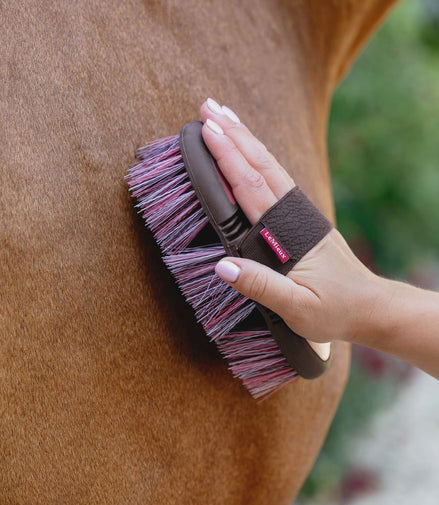 LeMieux Flexi Flicky Borstel Borstels & toebehoren - Maddelin Equestrian LeMieux