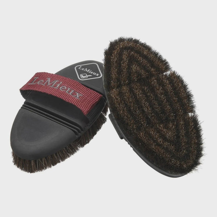 LeMieux Flexi Paardenhaar Body Brush Borstels & toebehoren - Maddelin Equestrian LeMieux