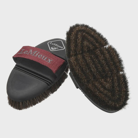 LeMieux Flexi Paardenhaar Body Brush Borstels & toebehoren - Maddelin Equestrian LeMieux