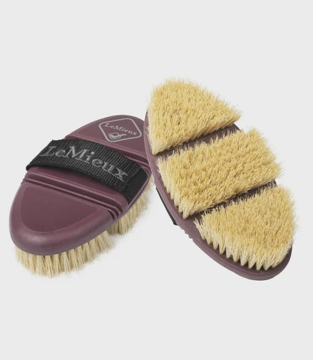 LeMieux Flexi Scrubbing Borstel Borstels & toebehoren - Maddelin Equestrian LeMieux