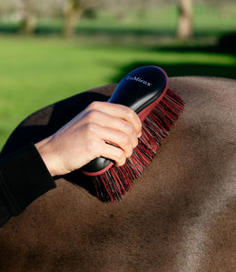 LeMieux Flicky Brush Borstels & toebehoren - Maddelin Equestrian LeMieux