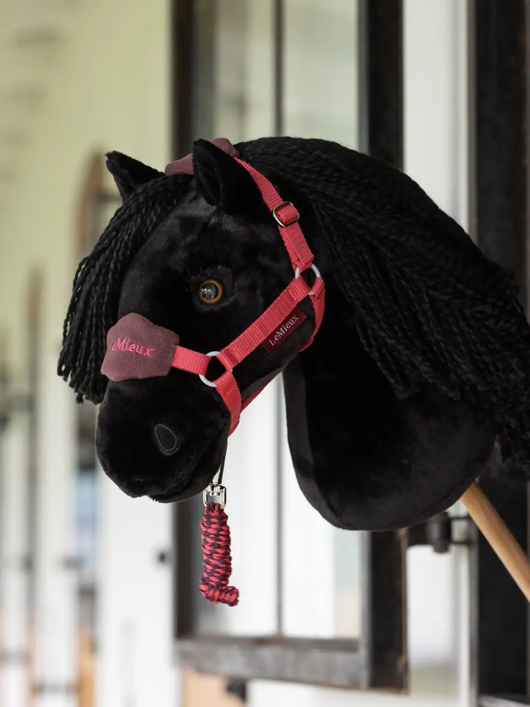 LeMieux Hobby Horse Met Afneembare stok Speelgoed - Maddelin Equestrian LeMieux