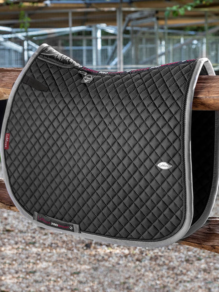 LeMieux Jumping Zadeldek Met Vrije Wervelkolom Zadeldoeken - Maddelin Equestrian LeMieux