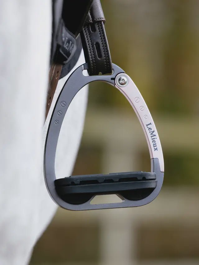 Lemieux Junior Vector Balance Stijgbeugels Beugels - Maddelin Equestrian LeMieux