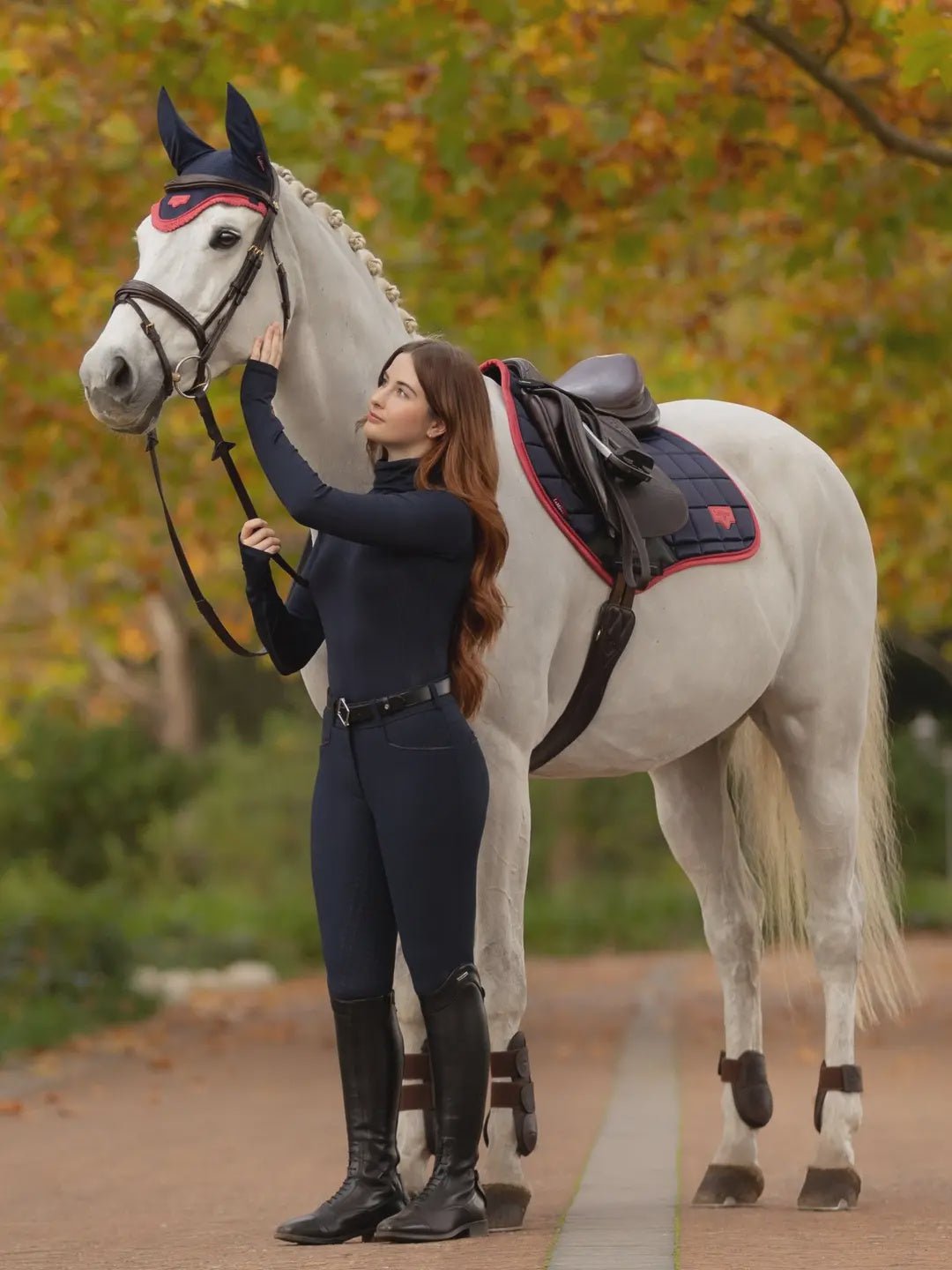 Lemieux Loire Zadeldek Navy/Cranberry Zadeldoeken - Maddelin Equestrian LeMieux