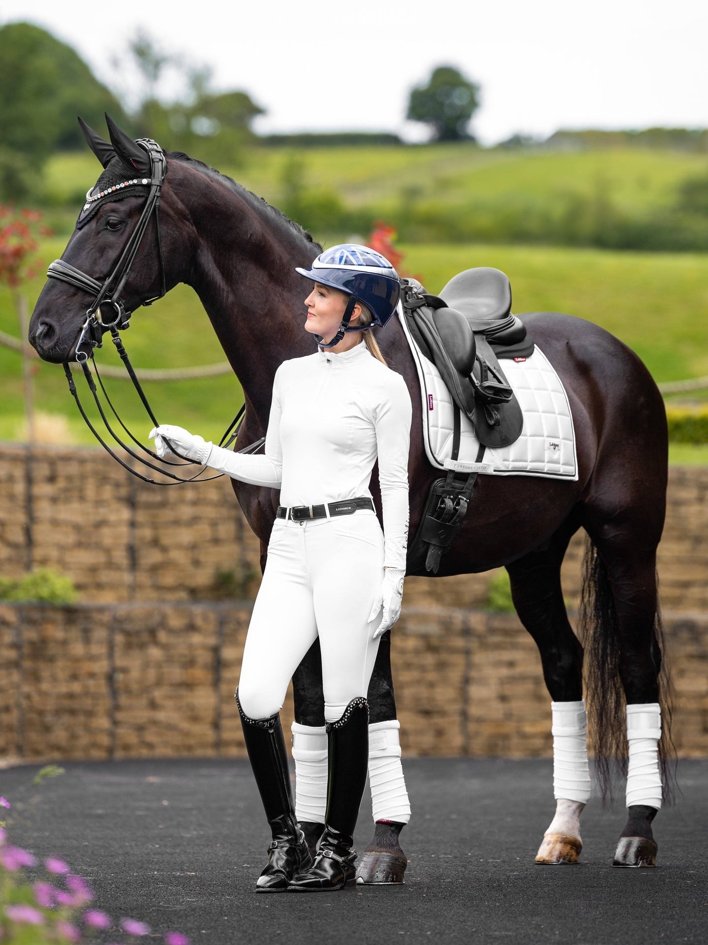 LeMieux Loire Zadeldek White Zadeldoeken - Maddelin Equestrian LeMieux