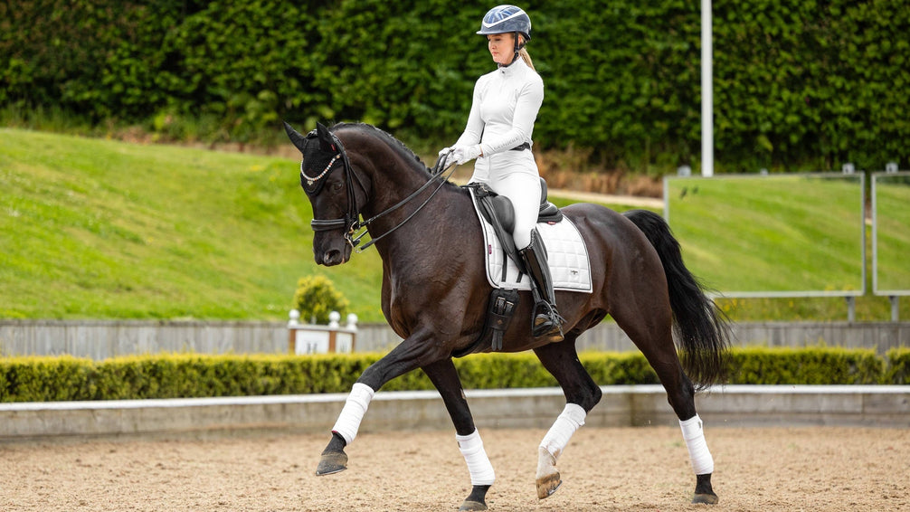 LeMieux Loire Zadeldek White Zadeldoeken - Maddelin Equestrian LeMieux